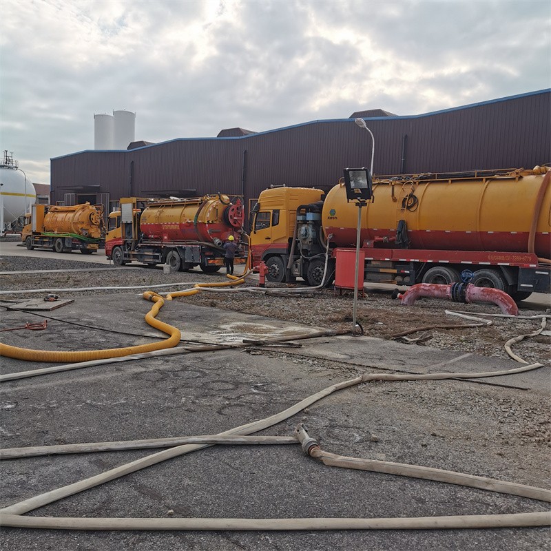 加查污水池清理